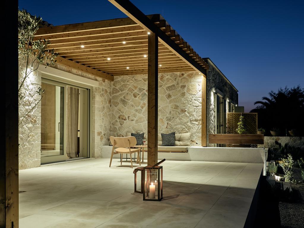 Niova Villa - Seafront, Private Pool And Ionian Sea Views, By Zantewize Alykes  Dış mekan fotoğraf