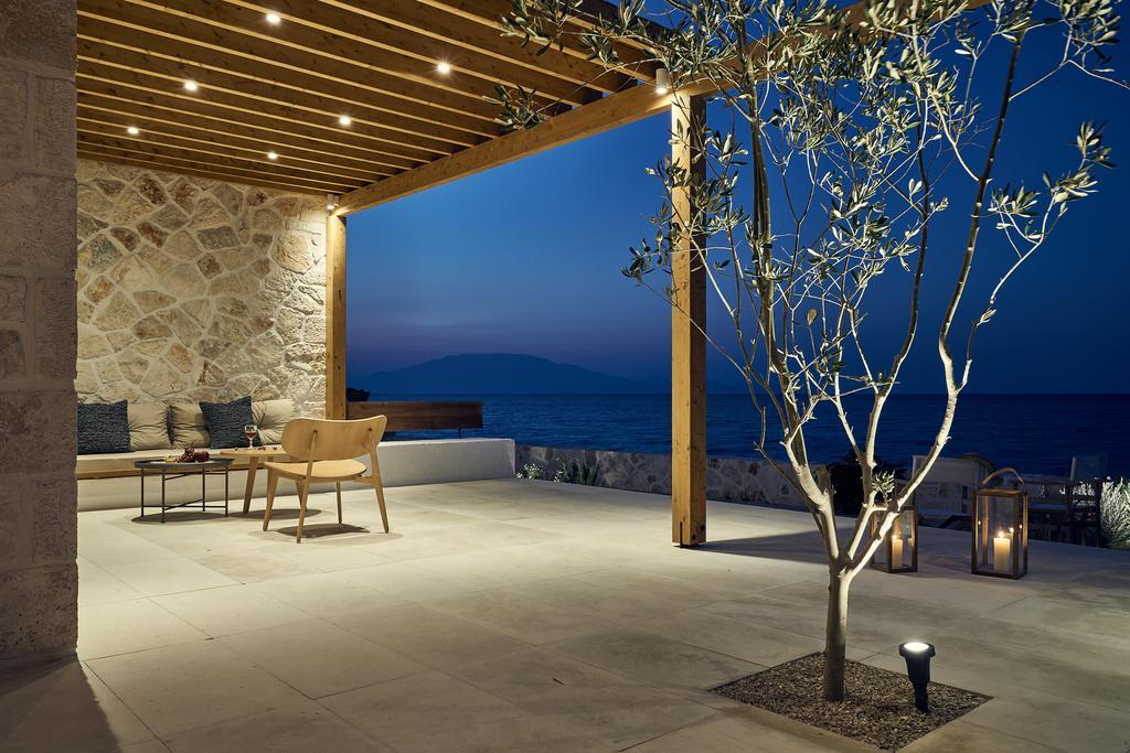 Niova Villa - Seafront, Private Pool And Ionian Sea Views, By Zantewize Alykes  Dış mekan fotoğraf