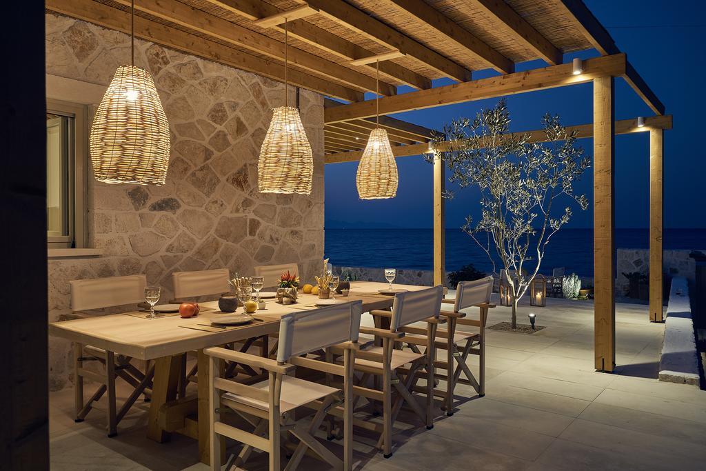 Niova Villa - Seafront, Private Pool And Ionian Sea Views, By Zantewize Alykes  Dış mekan fotoğraf