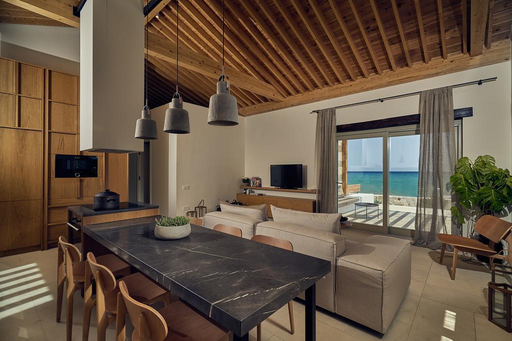 Niova Villa - Seafront, Private Pool And Ionian Sea Views, By Zantewize Alykes  Dış mekan fotoğraf