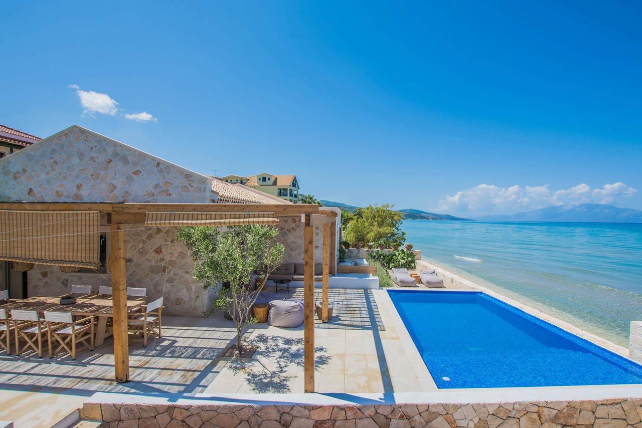 Niova Villa - Seafront, Private Pool And Ionian Sea Views, By Zantewize Alykes  Dış mekan fotoğraf